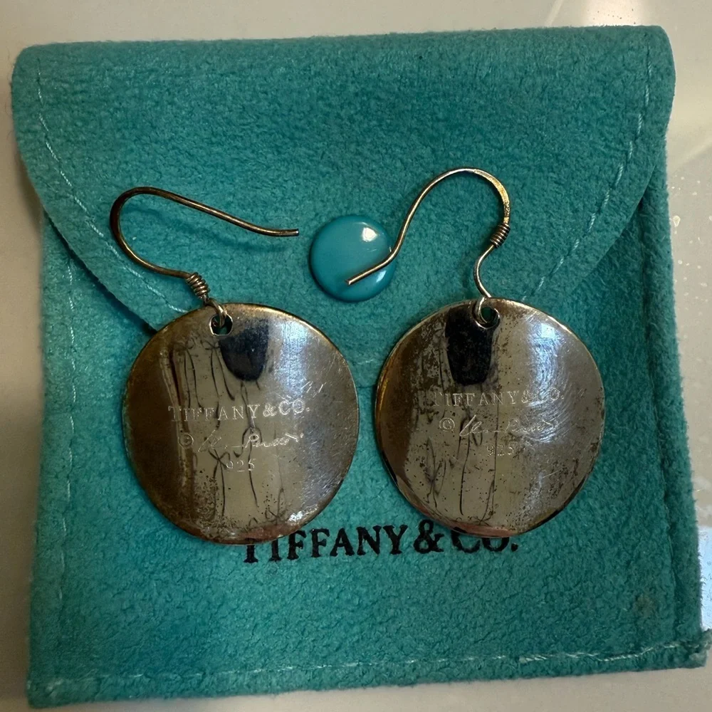 Authentic Tiffany & Co notes large wavy circle dangle hook earrings. - Picture 3 of 3